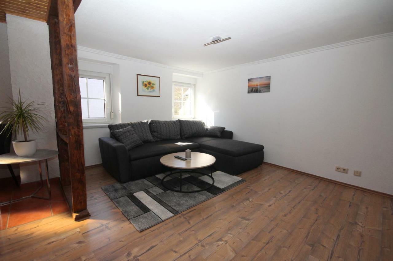 Ferienwohnung Ehlen Im Alten Winzerhaus Цельтінґен-Рахтіґ Екстер'єр фото