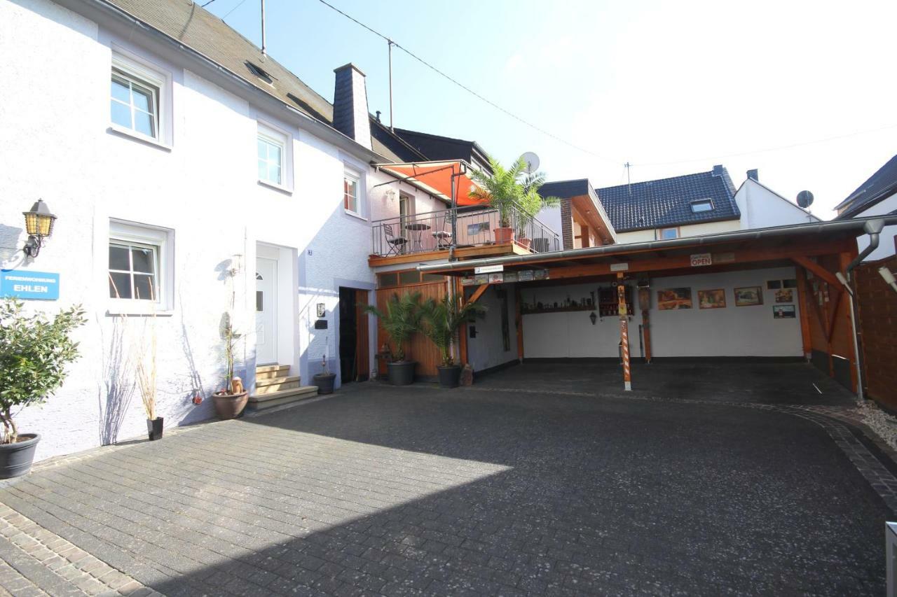 Ferienwohnung Ehlen Im Alten Winzerhaus Цельтінґен-Рахтіґ Екстер'єр фото
